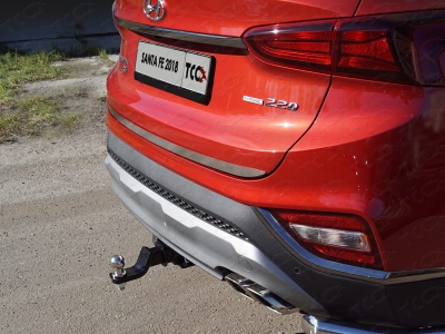 Накладка на заднюю дверь шлифованный лист для Hyundai Santa Fe 2018-2020